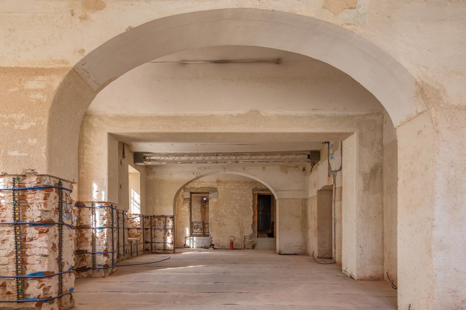 puchleitner-bau baufirma bauunternehmen baumeister feldbach mühldorf südoststeiermark Steiermark sanieren sanierung renovieren renovierung haus kellerstoeckl bauernhaus Keller Altbau